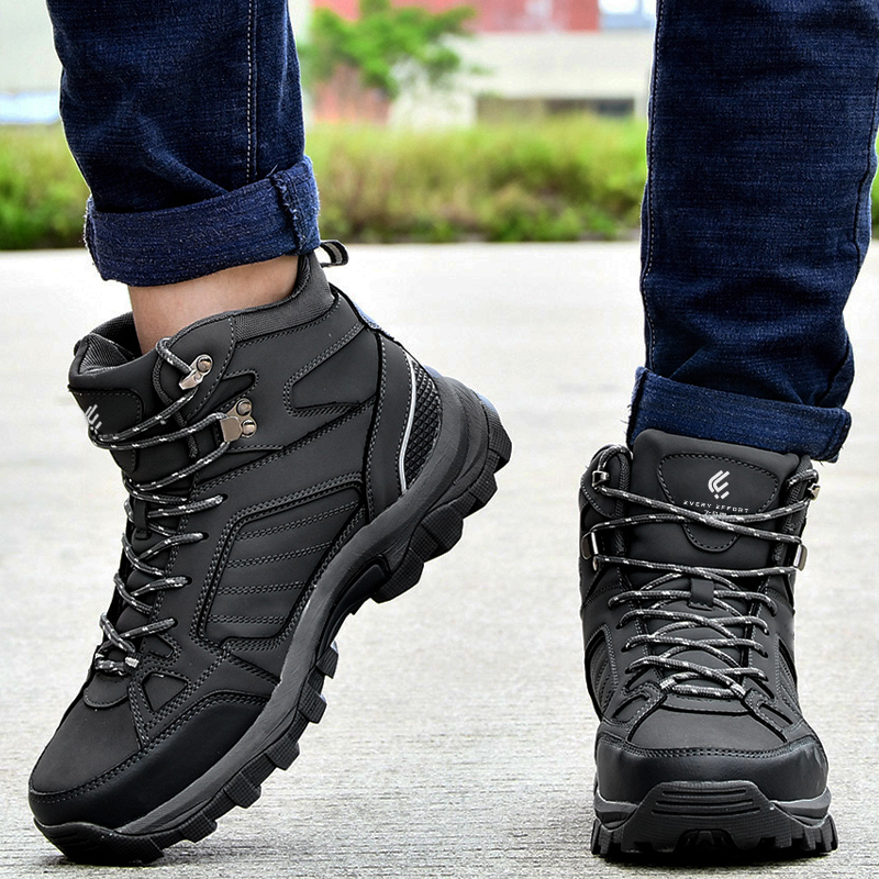 EVERY EFFORT Large men's and women's outdoor walking boots Non slip lace hiking winter warm black sports shoes plush snow short leather snow boots high quality leather